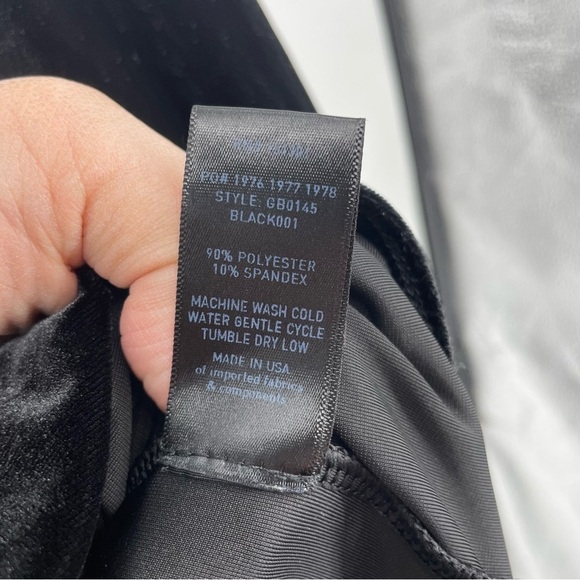 Good American Off The Shoulder Velvet Bodysuit Sz 4 US XL black - Picture 8 of 8